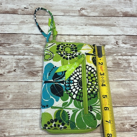 Vera Bradley Limes Up Clutch Wallet Wristlet Neon Floral Pattern Like New - Picture 7 of 13